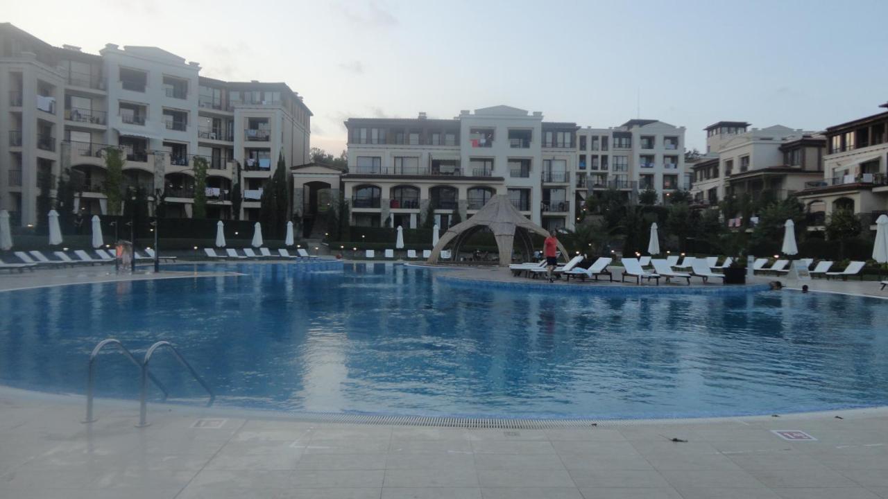 Apartment In Green Beach Resort Kavatsi Sozopol Exteriör bild