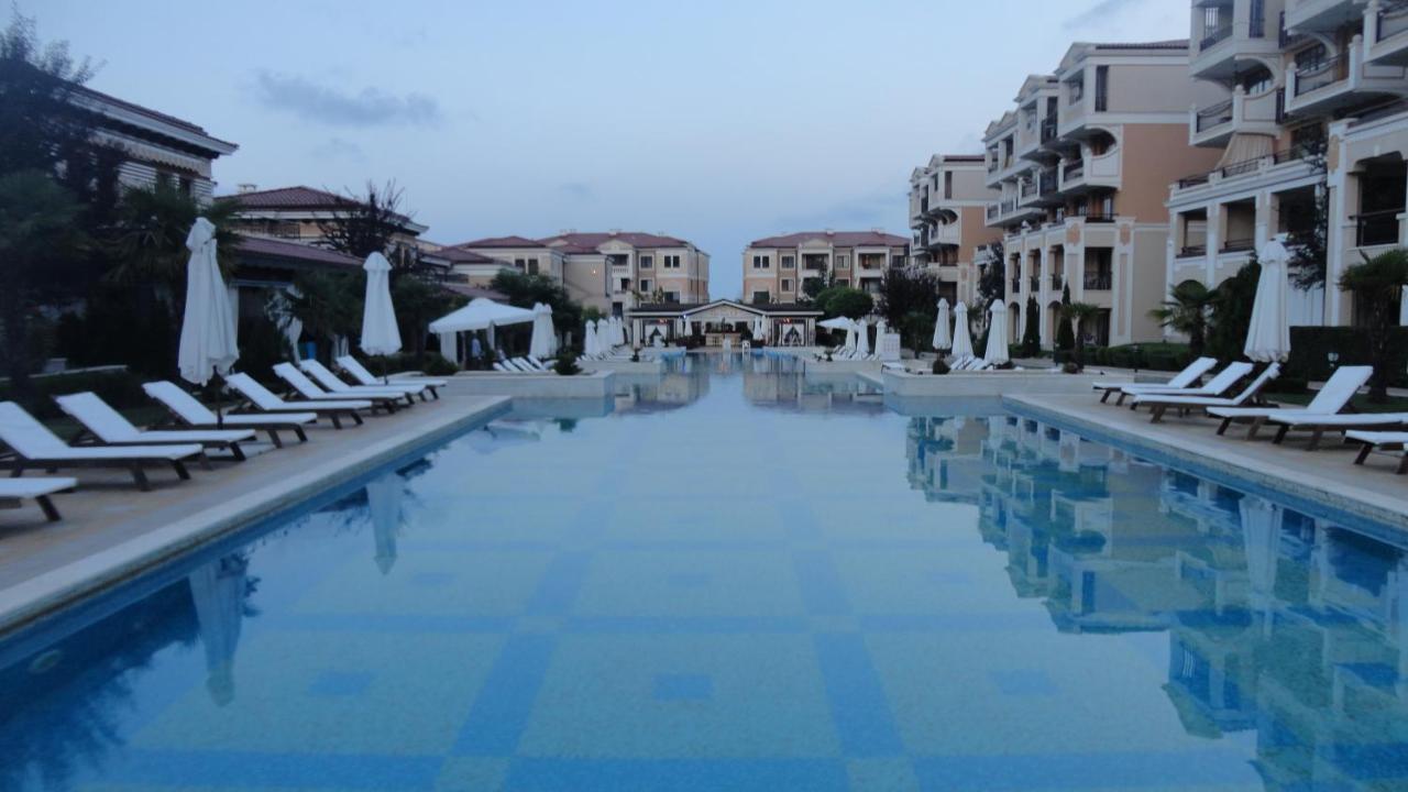 Apartment In Green Beach Resort Kavatsi Sozopol Exteriör bild