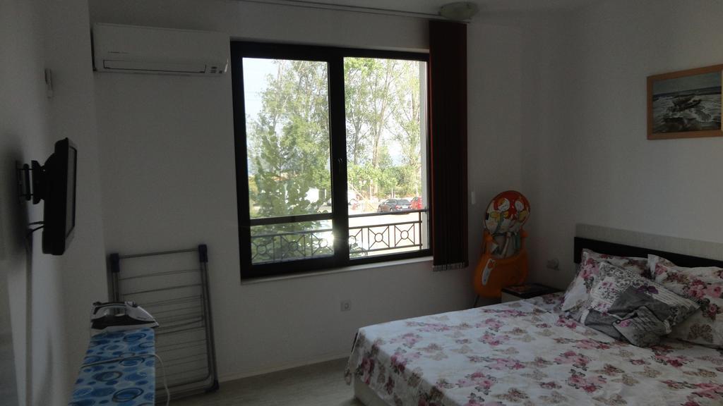 Apartment In Green Beach Resort Kavatsi Sozopol Exteriör bild